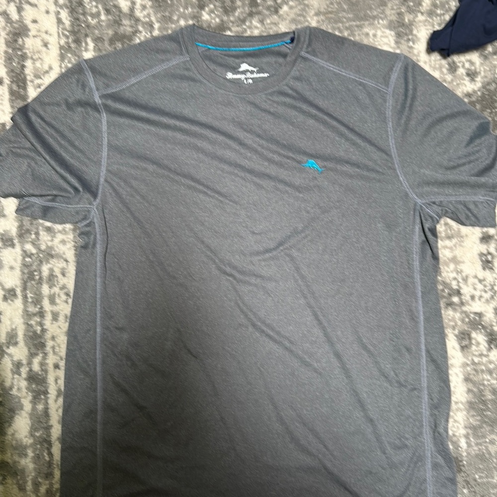 Men’s workout shirt